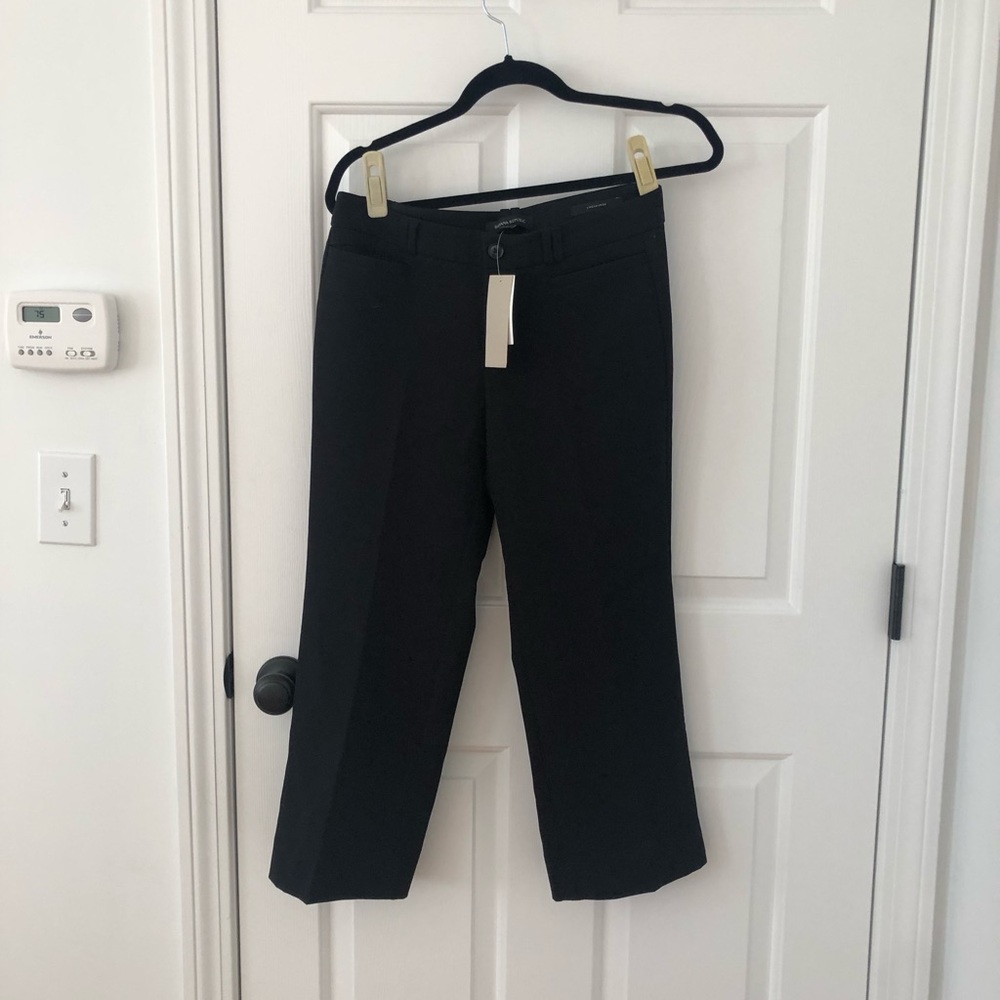 Cropped black pants